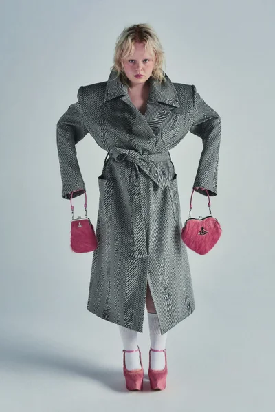 Look 28